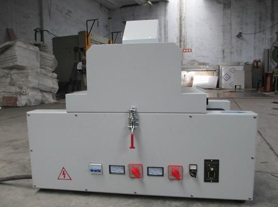 臺式uv機(jī)循環(huán)設(shè)計(jì)，能源節(jié)省